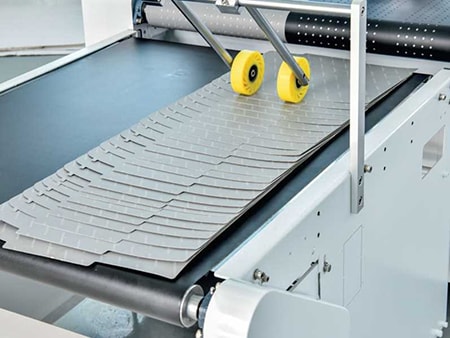 Aplicador de tira siliconada sobre hot melt, LY-900GJ